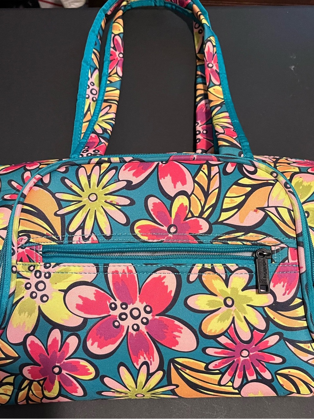 IT Luggage Floral  Weekender Duffel Bag - Green Meadow - Picture 2 of 7